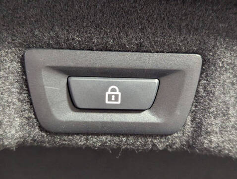 2013 BMW 6 Series 650i