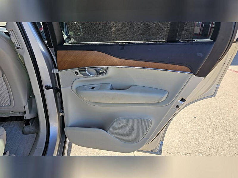 2016 Volvo XC90 T6 Inscription