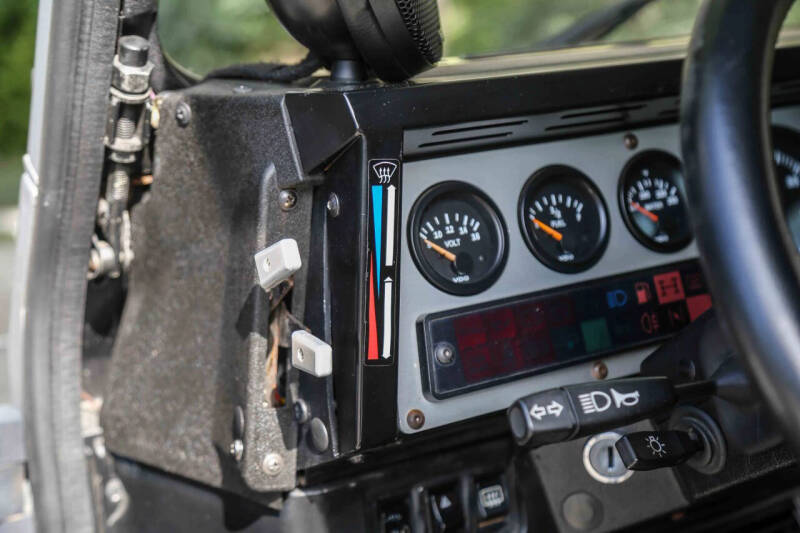 1984 Land Rover Defender