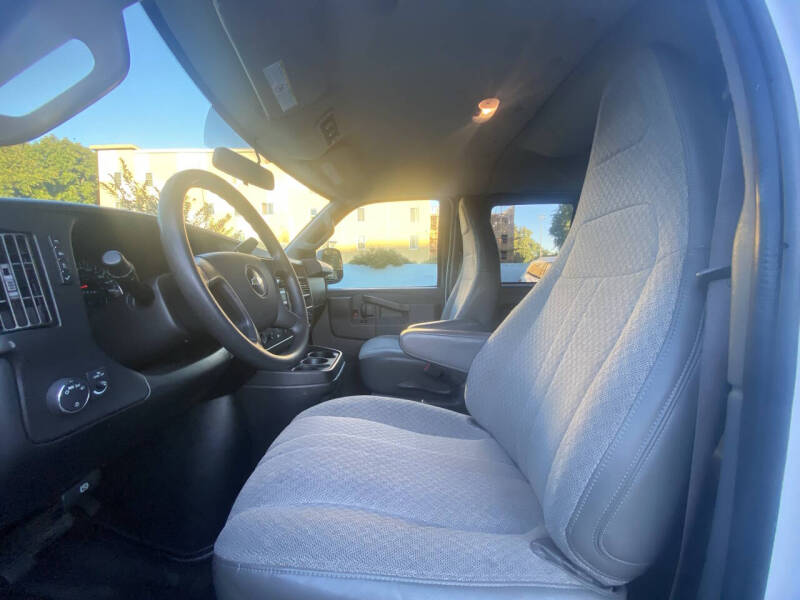 2019 Chevrolet Express LS 2500