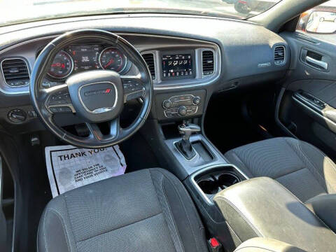 2017 Dodge Charger SE