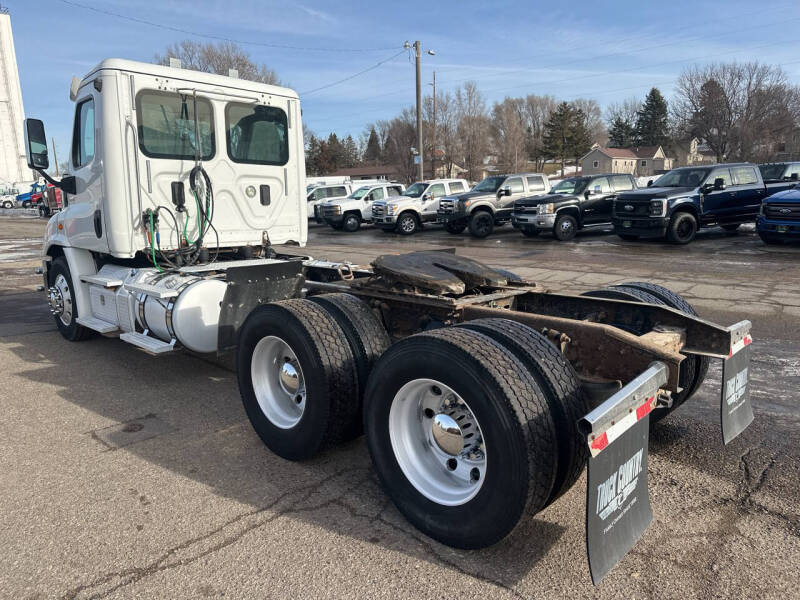 2017 Freightliner Cascadia