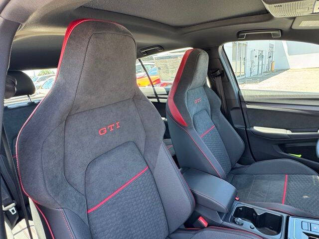 2026 Volkswagen Golf GTI SE