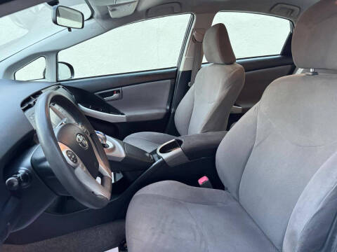 2013 Toyota Prius Three