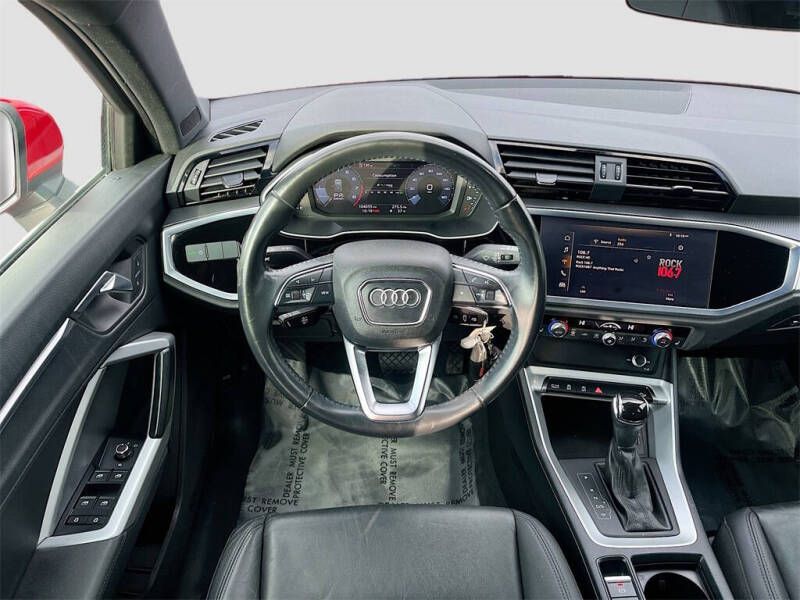 2019 Audi Q3 quattro Premium 45 TFSI