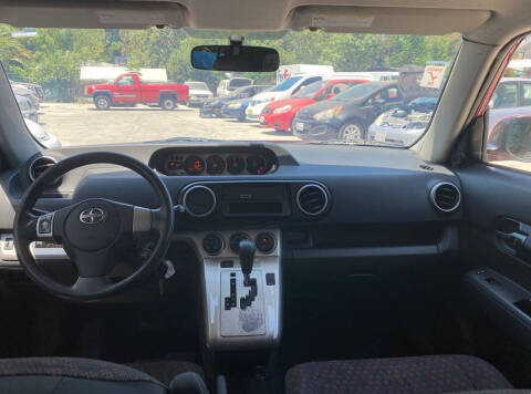2009 Scion xB