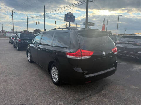 2013 Toyota Sienna