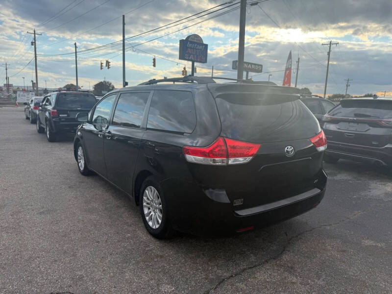 2013 Toyota Sienna