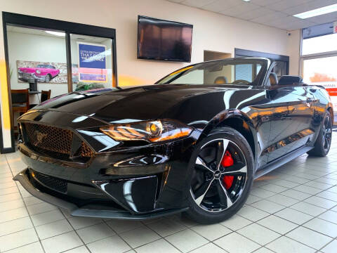 2021 Ford Mustang for sale at SAINT CHARLES MOTORCARS in Saint Charles IL