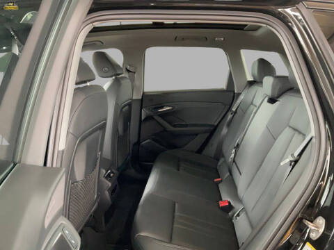 2025 Audi Q6 e-tron Premium