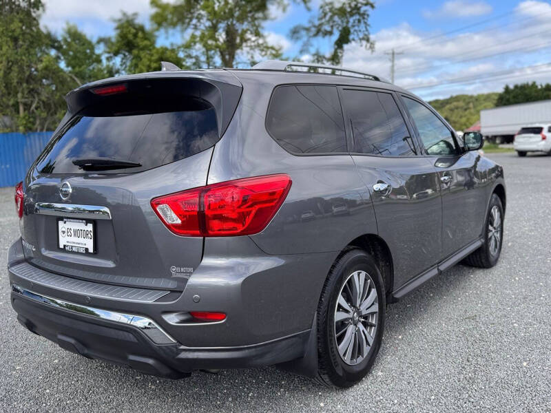 2020 Nissan Pathfinder S