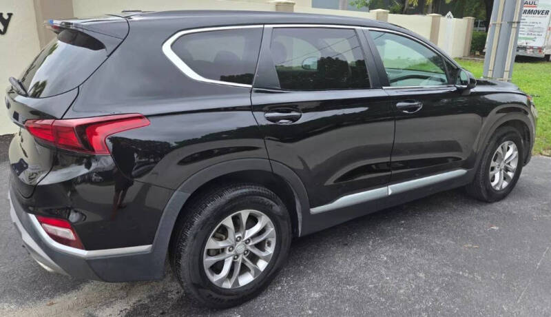 2020 Hyundai Santa Fe SE