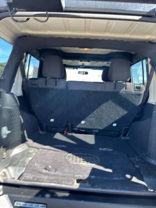 2017 Jeep Wrangler Unlimited Willys Wheeler W