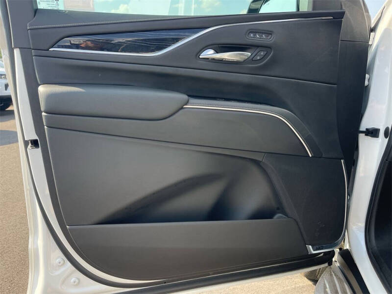 2022 Cadillac Escalade Sport