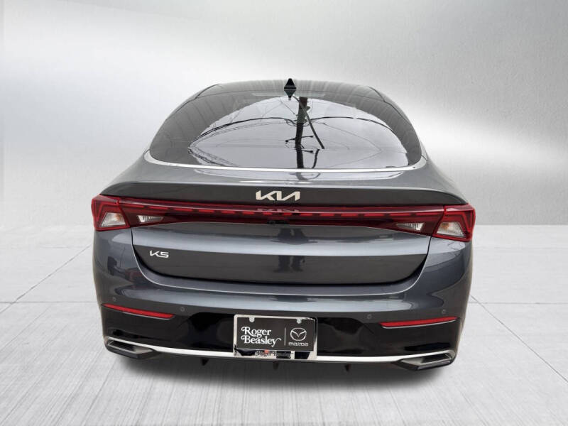 2023 Kia K5 EX