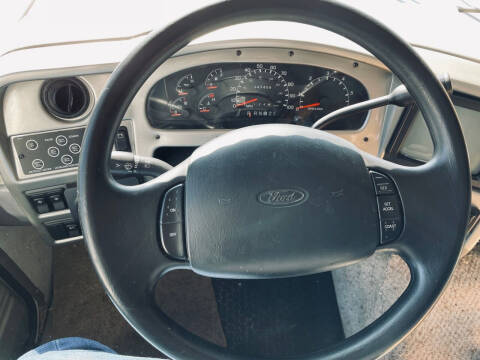 2002 Fleetwood RV 37U