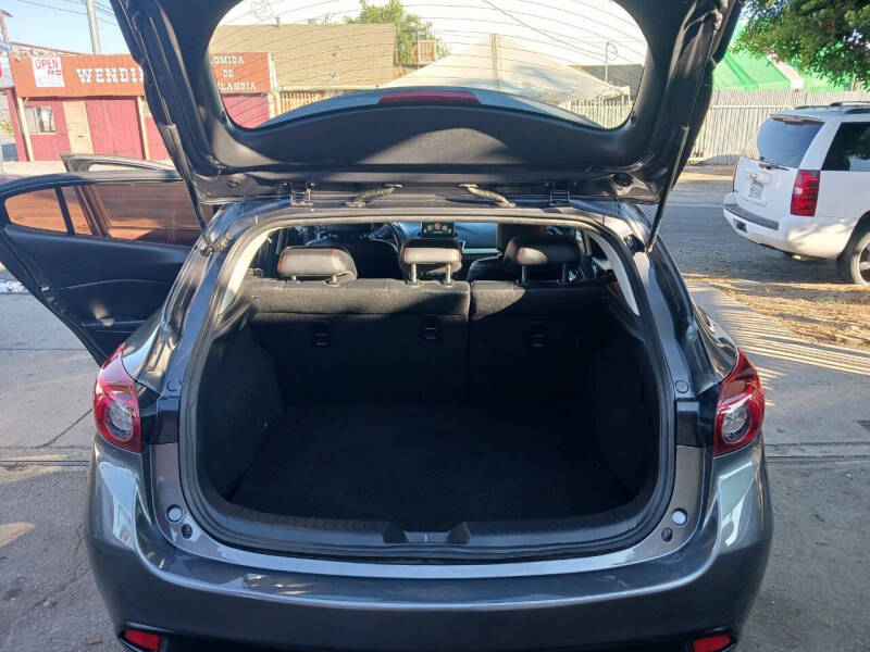 2015 Mazda MAZDA3 s Touring