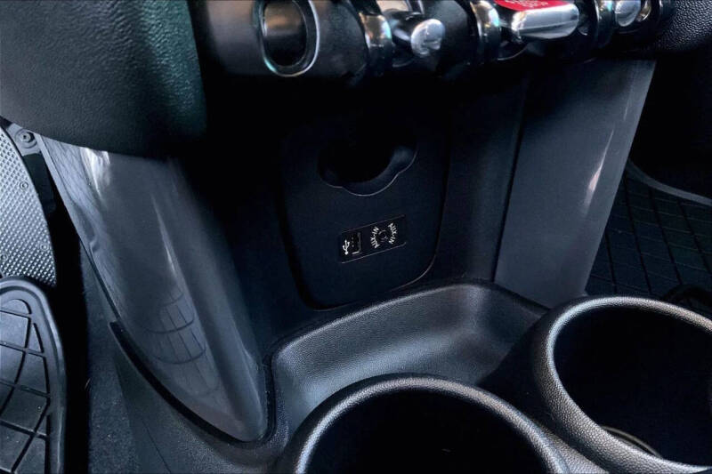 2015 MINI Hardtop 2 Door Cooper