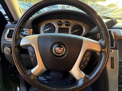 2013 Cadillac Escalade ESV Platinum Edition