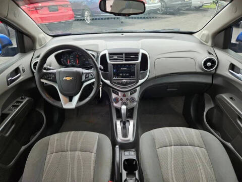2019 Chevrolet Sonic LT Auto
