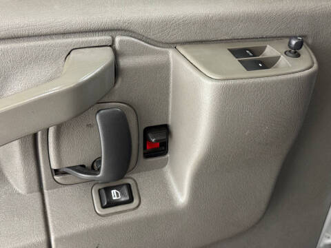 2016 Chevrolet Express 2500