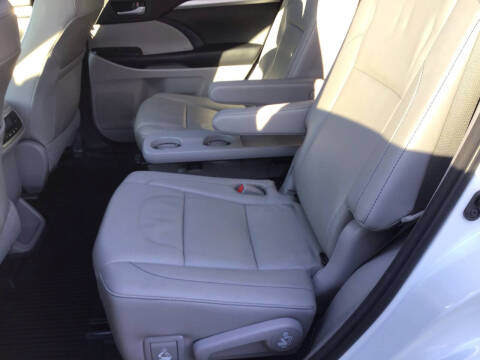 2017 Toyota Highlander XLE