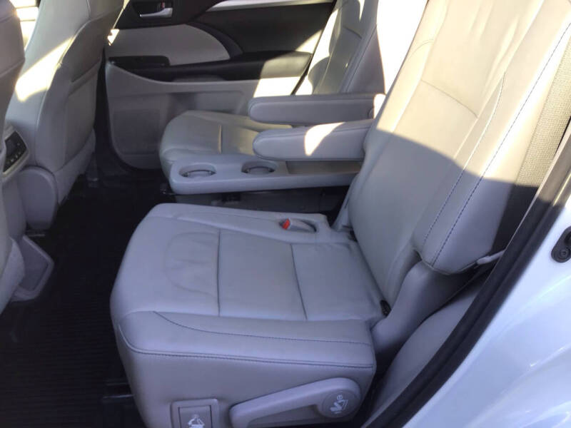 2017 Toyota Highlander XLE