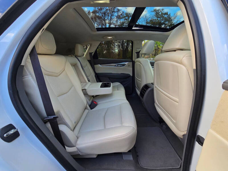 2017 Cadillac XT5 Premium Luxury