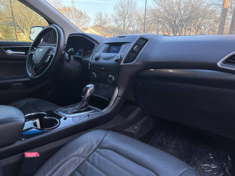 2017 Ford Edge SE