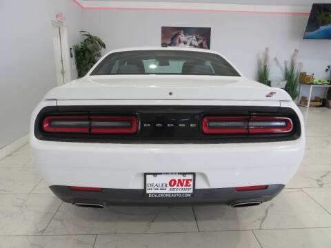 2019 Dodge Challenger SXT