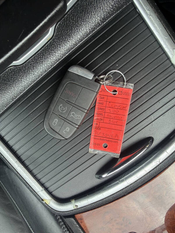 2012 Chrysler 300 Limited