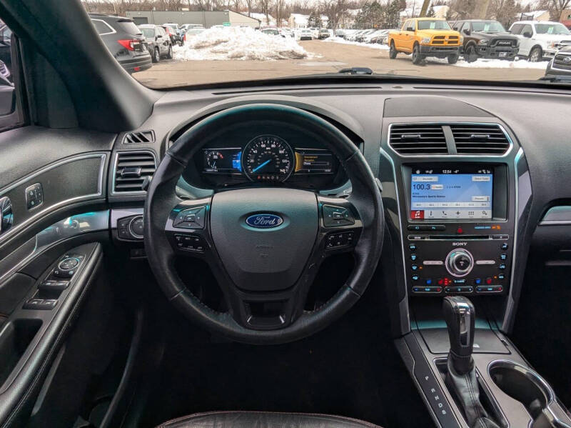 2017 Ford Explorer Sport