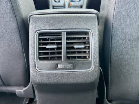 2014 Volkswagen Passat 2.5L SE PZEV