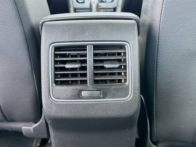 2014 Volkswagen Passat 2.5L SE PZEV