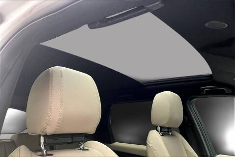 2023 Land Rover Discovery Sport P250 SE