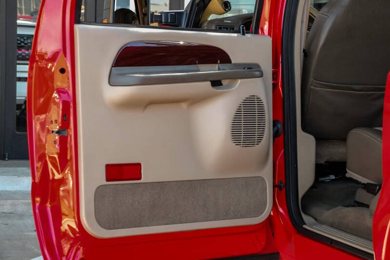 2004 Ford Excursion Eddie Bauer