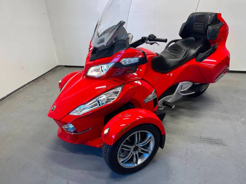 2012 Can-Am Spyder RT-S SM5