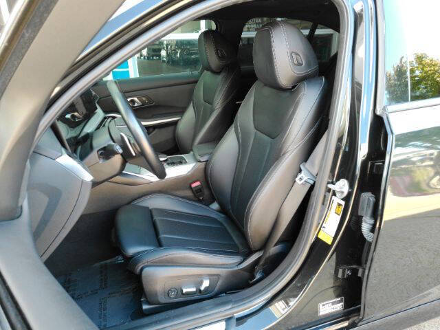 2024 BMW 3 Series 330i