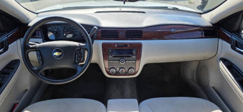 2011 Chevrolet Impala LS