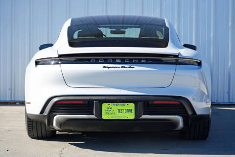 2020 Porsche Taycan Turbo