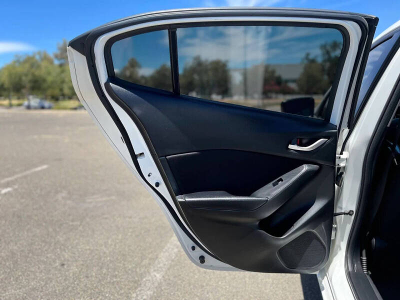 2014 Mazda MAZDA3 i Touring