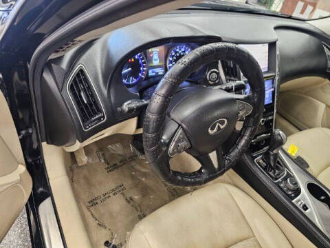 2015 Infiniti Q50 Premium