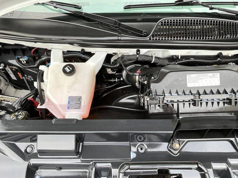 2019 Chevrolet Express 2500