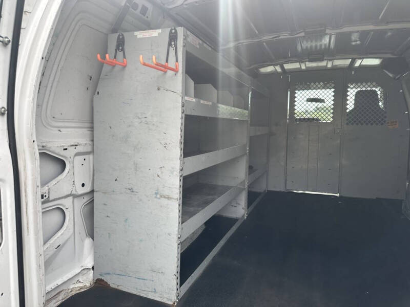 2011 Ford E-Series E-150