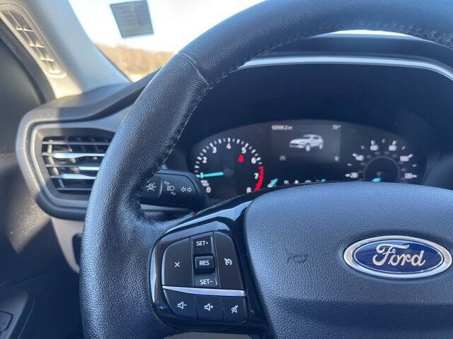 2021 Ford Escape SEL