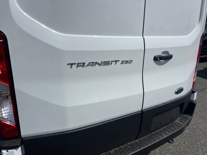 2025 Ford Transit 250