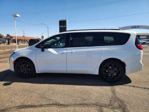 2027 Chrysler Pacifica Limited