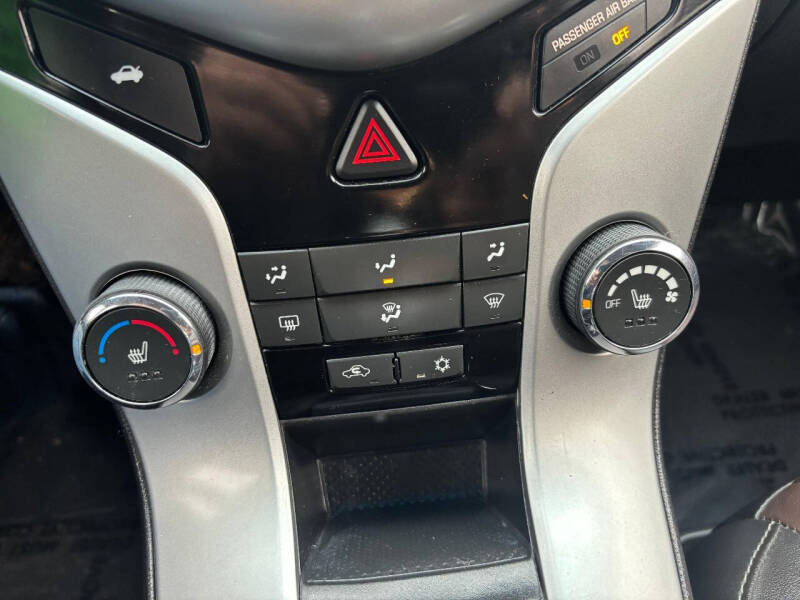 2015 Chevrolet Cruze 2LT Auto