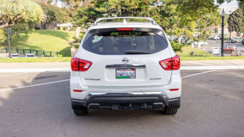 2020 Nissan Pathfinder Platinum