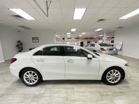 2020 Mercedes-Benz A-Class A 220